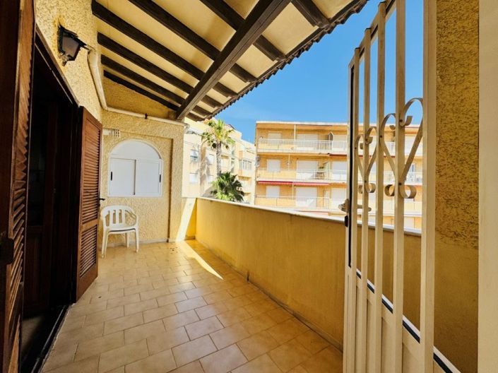 Image No.2-3 Bed House for sale