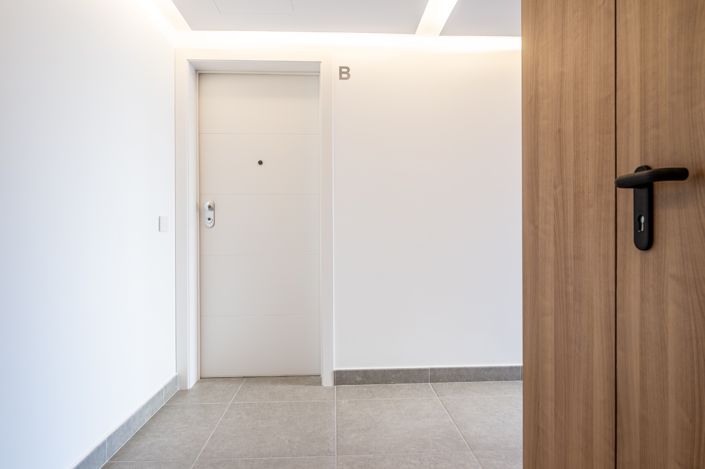 Image No.24-2 Bed Apartment for sale