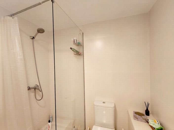 Image No.42-4 Bed Property for sale