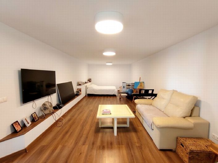 Image No.44-4 Bed Property for sale