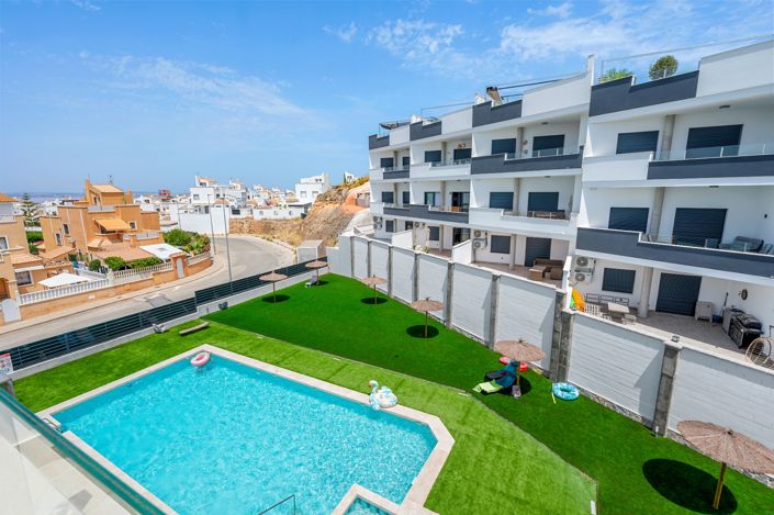 Image No.37-Appartement de 2 chambres à vendre à Torrevieja