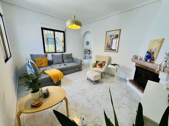 Image No.18-2 Bed Villa for sale