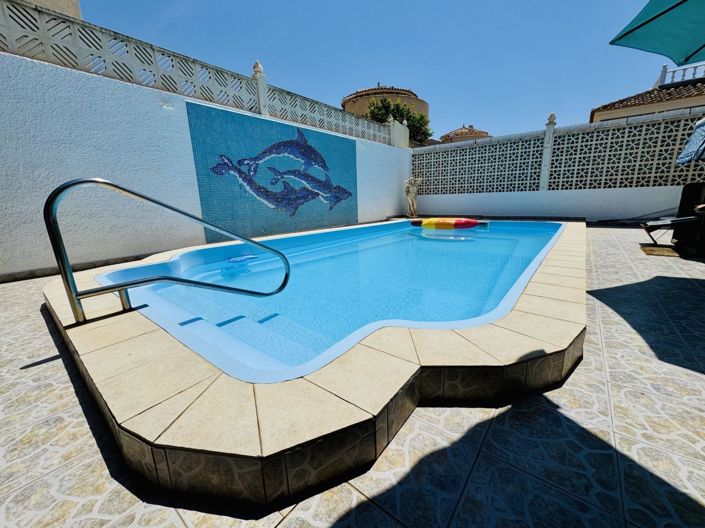 Image No.2-2 Bed Villa for sale