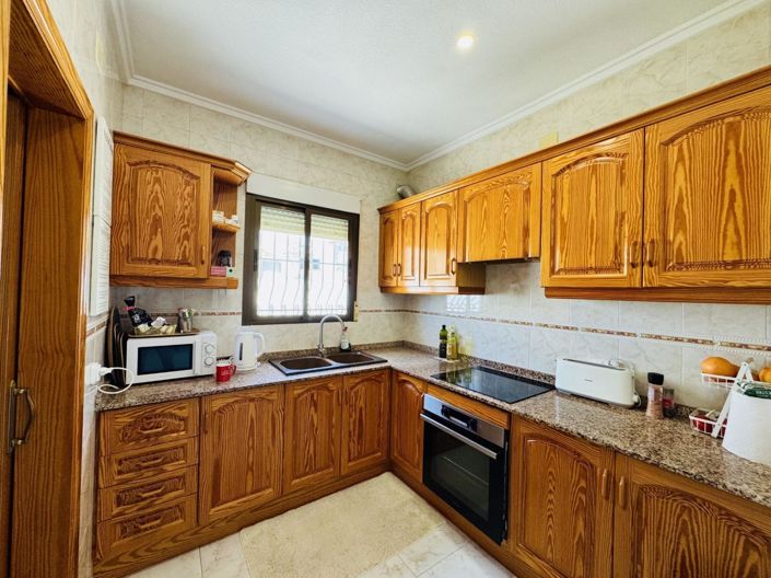 Image No.20-2 Bed Villa for sale