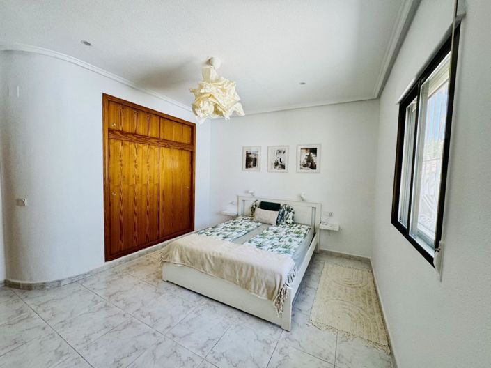 Image No.23-2 Bed Villa for sale