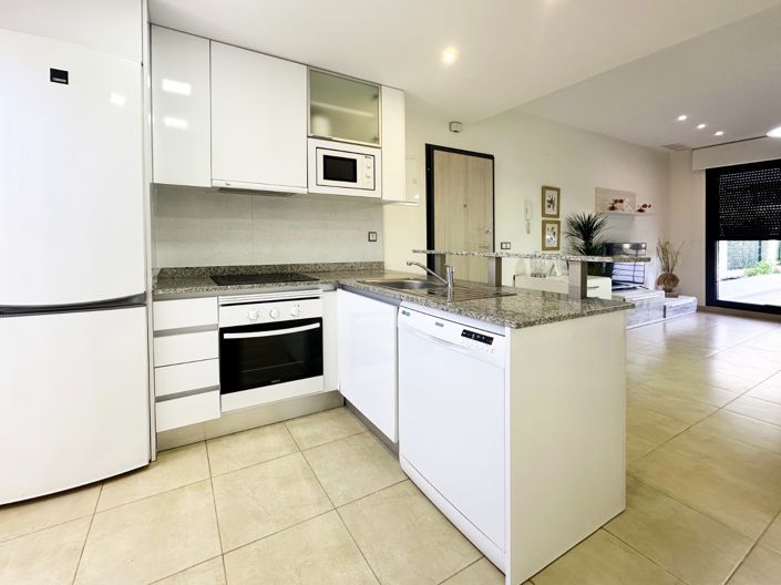 Image No.12-2 Bed Apartment for sale