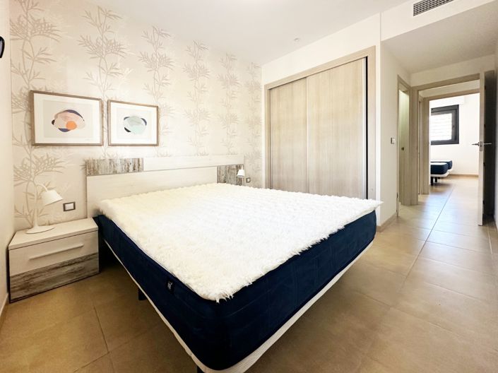 Image No.18-2 Bed House for sale