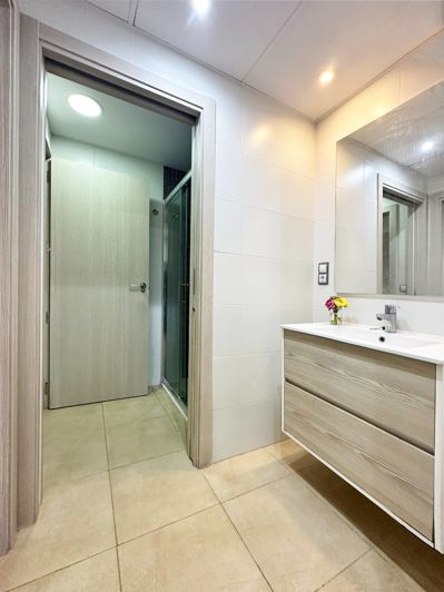 Image No.21-2 Bed House for sale