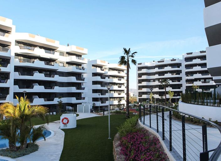 Image No.27-2 Bed House for sale