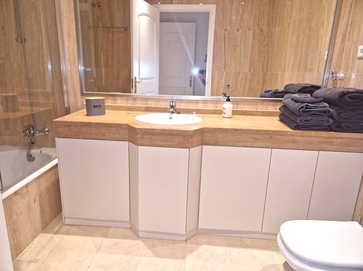 Image No.20-2 Bed Apartment for sale