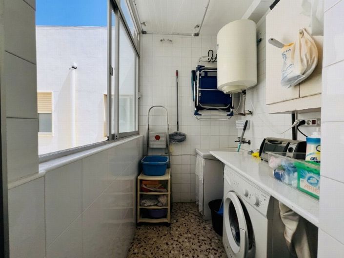 Image No.13-3 Bed Property for sale