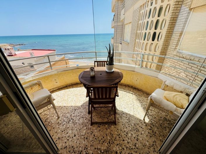 Image No.20-3 Bed Property for sale