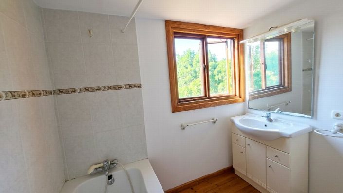 Image No.23-4 Bed Villa for sale