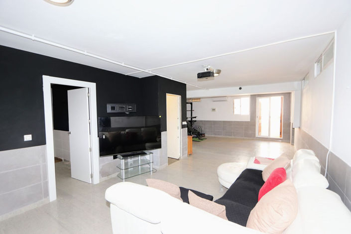 Image No.47-3 Bed House for sale