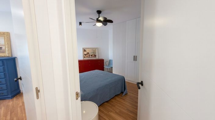 Image No.24-3 Bed Property for sale