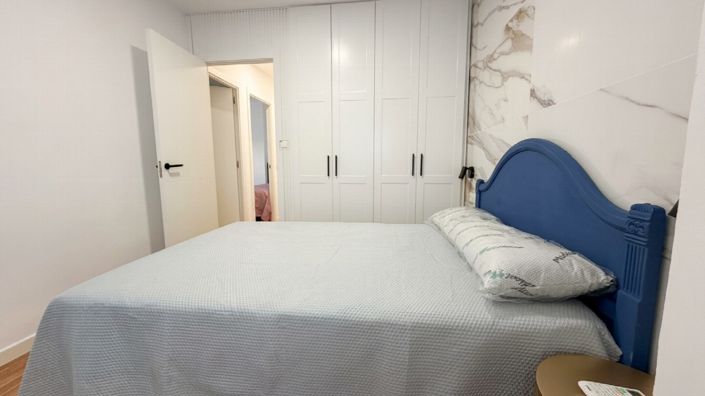 Image No.37-3 Bed Property for sale