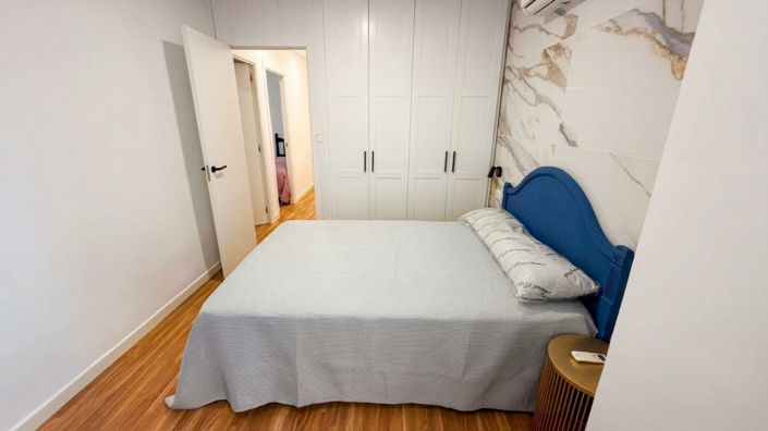 Image No.39-3 Bed Property for sale