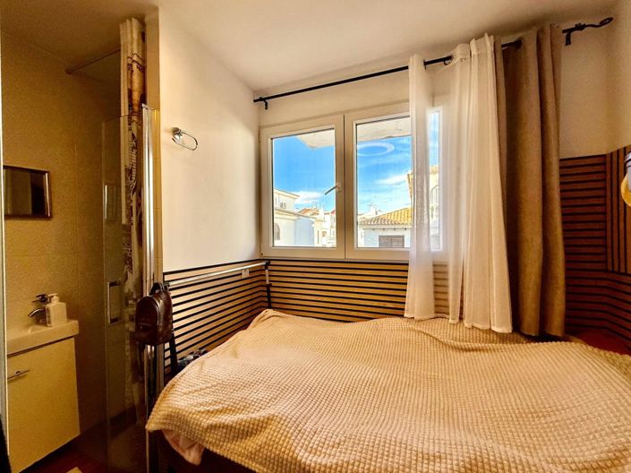 Image No.31-3 Bed Duplex for sale