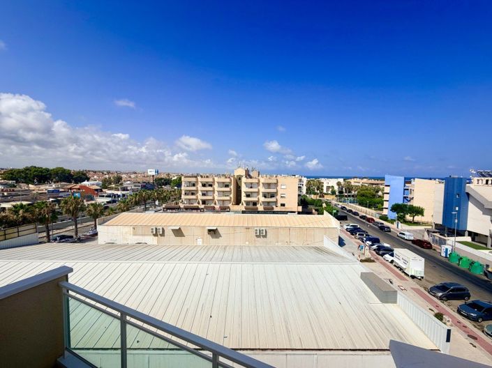 Image No.11-2 Bed Apartment for sale