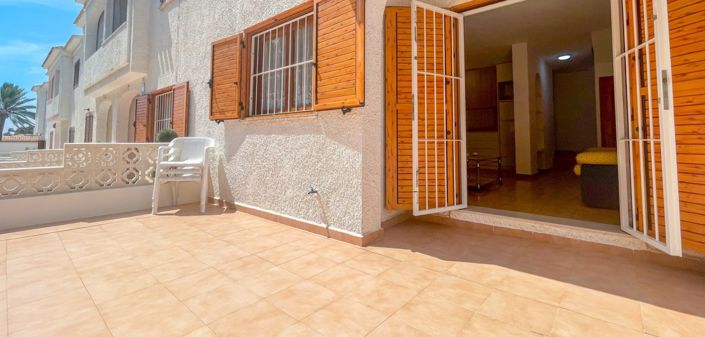 Image No.22-3 Bed Townhouse for sale