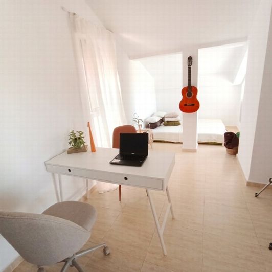 Image No.17-3 Bed Property for sale