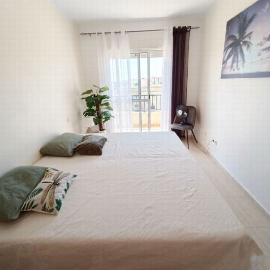 Image No.26-3 Bed Property for sale