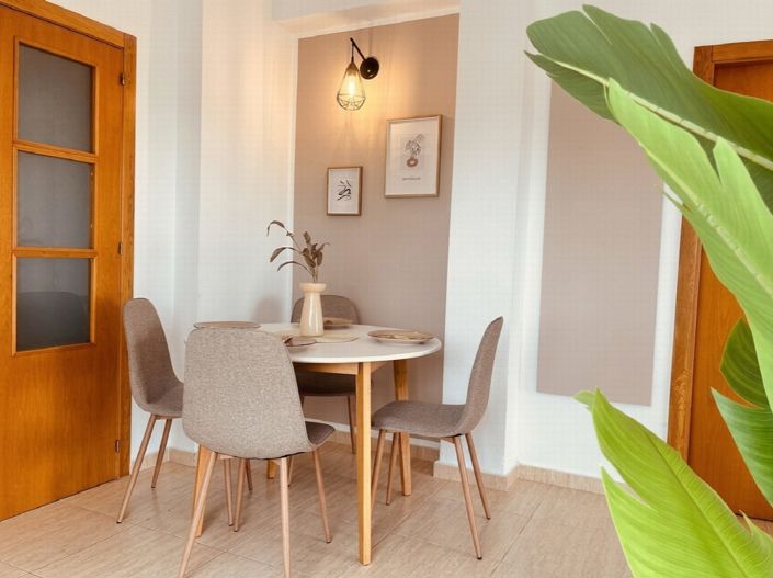 Image No.29-3 Bed Property for sale