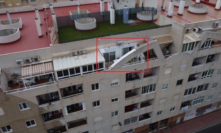 Image No.37-2 Bed House for sale