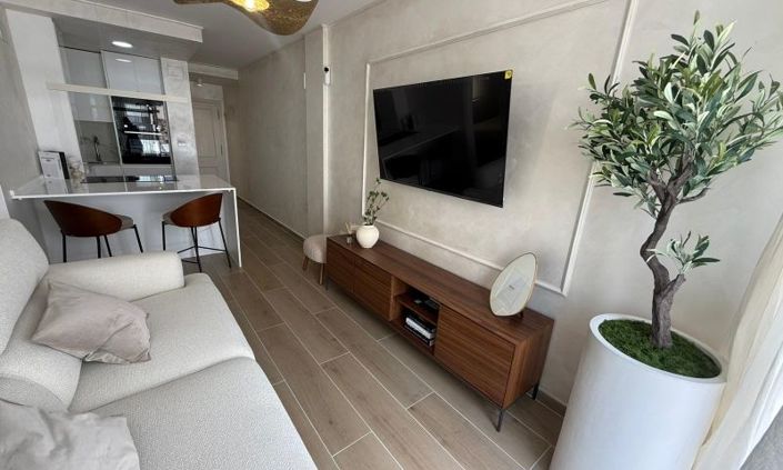 Image No.6-2 Bed House for sale