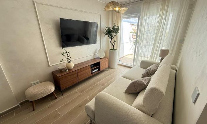Image No.7-2 Bed House for sale