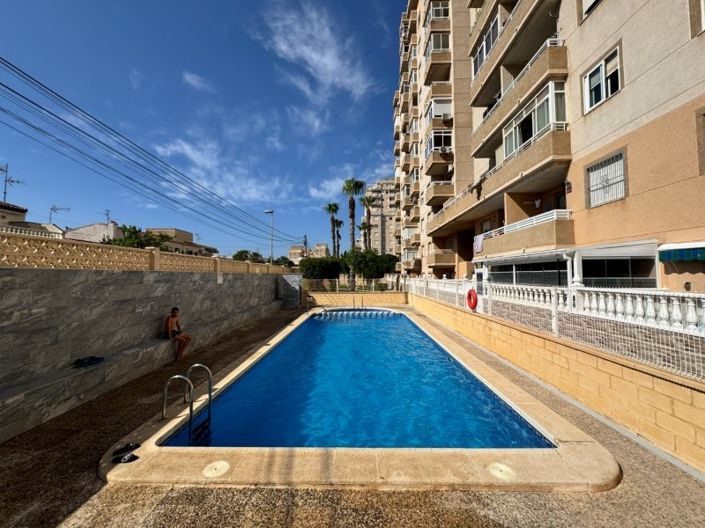 Image No.27-2 Bed House for sale