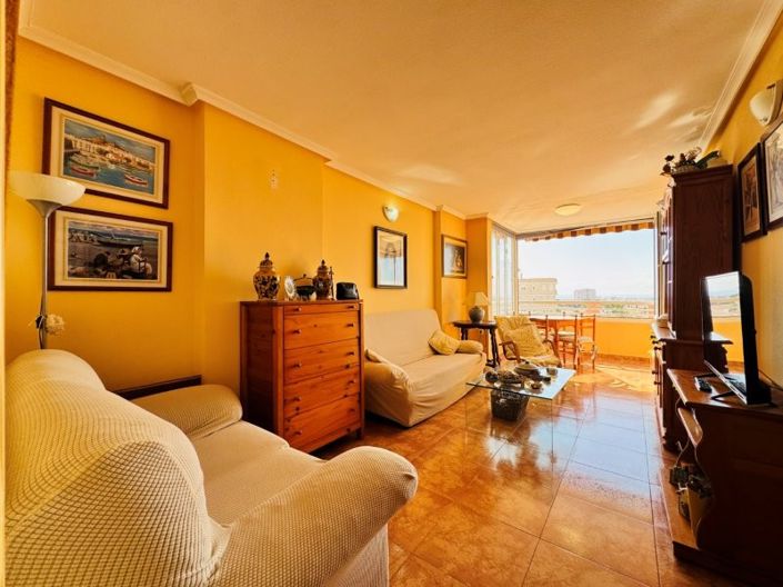 Image No.3-2 Bed House for sale