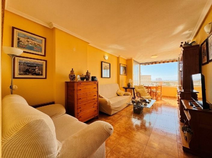Image No.3-Propriété de 2 chambres à vendre à Torrevieja