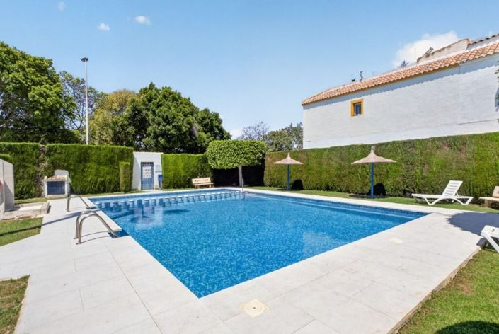 Image No.22-2 Bed Property for sale