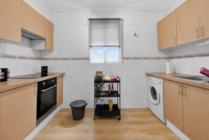 Image No.6-2 Bed Property for sale