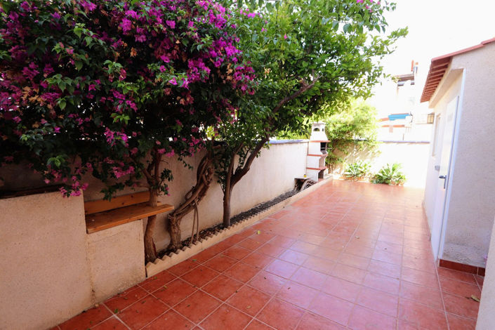 Image No.21-2 Bed Apartment for sale