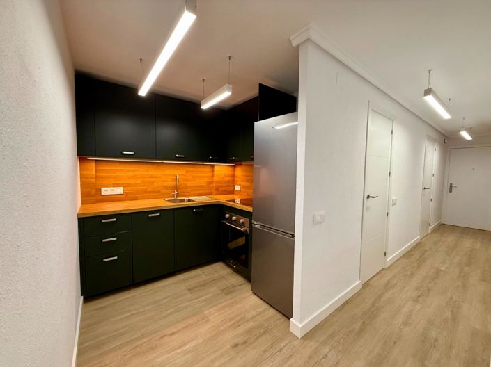 Image No.17-2 Bed Apartment for sale