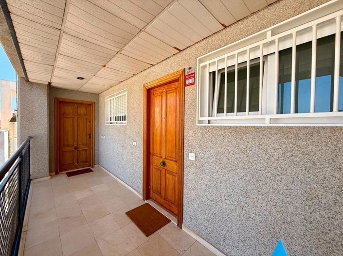 Image No.27-2 Bed Apartment for sale