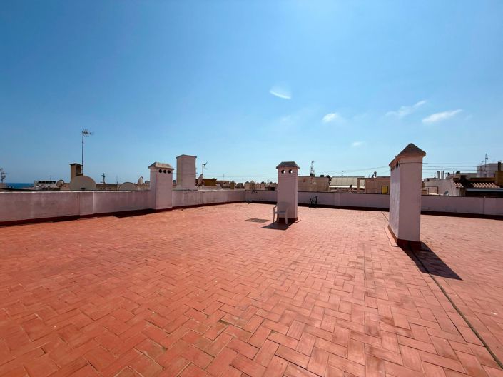 Image No.31-2 Bed Apartment for sale