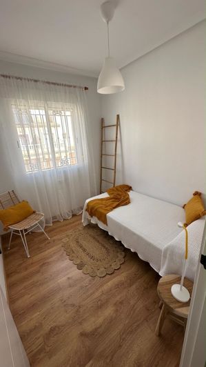 Image No.15-3 Bed Townhouse for sale