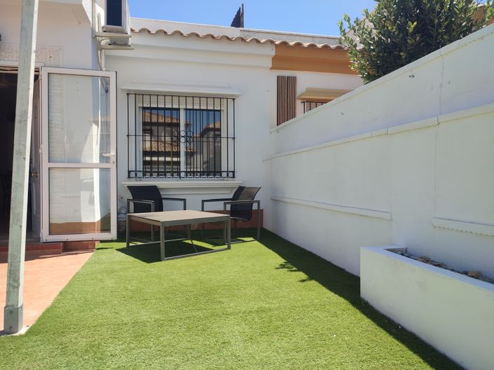 Image No.19-2 Bed House for sale