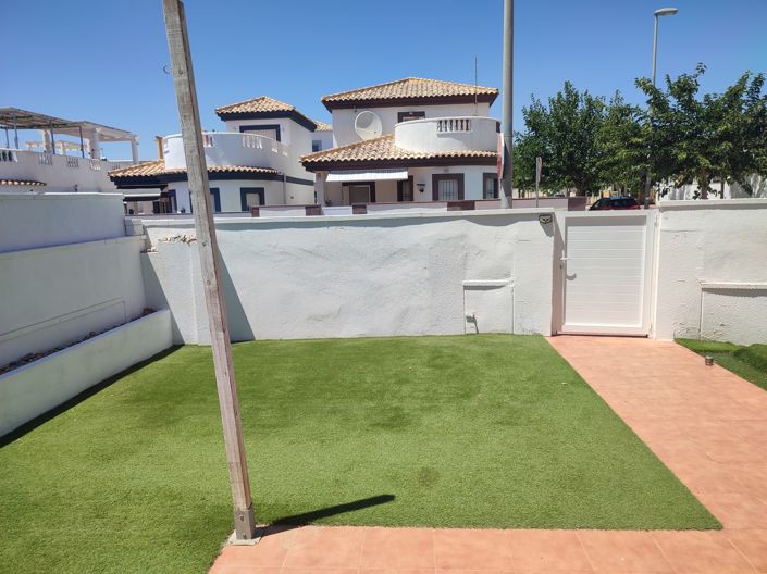 Image No.20-2 Bed House for sale