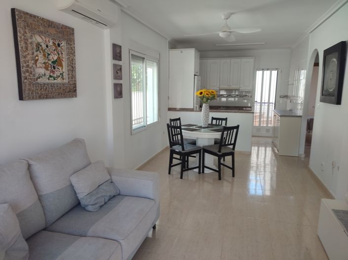 Image No.3-2 Bed House for sale