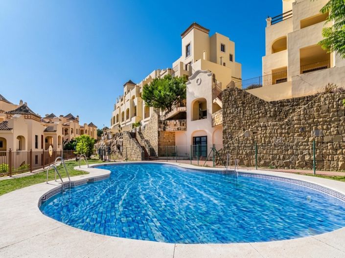 Image No.2-3 Bed Villa for sale