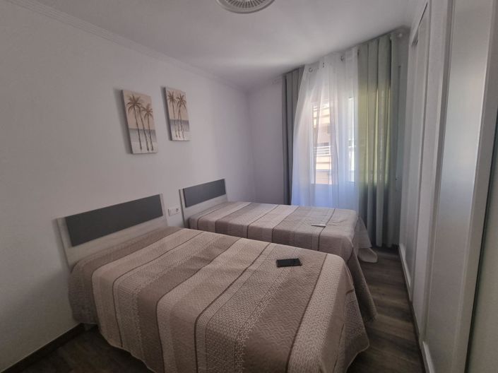 Image No.18-3 Bed Property for sale