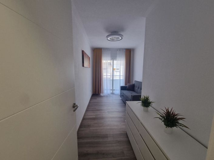 Image No.20-3 Bed Property for sale