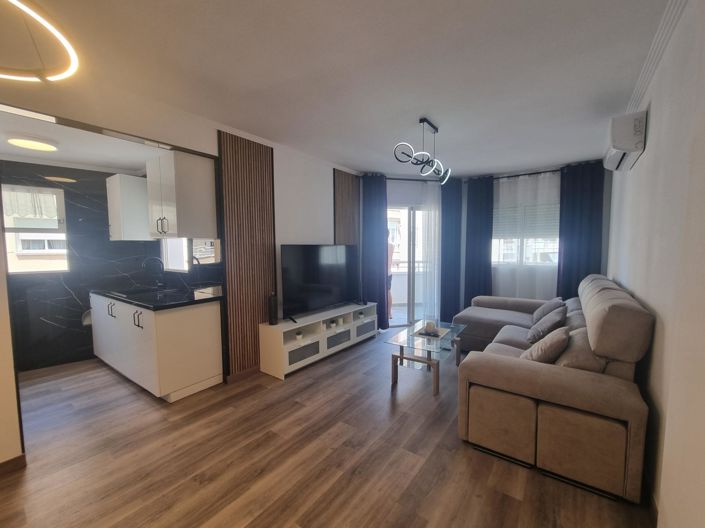 Image No.23-3 Bed Property for sale