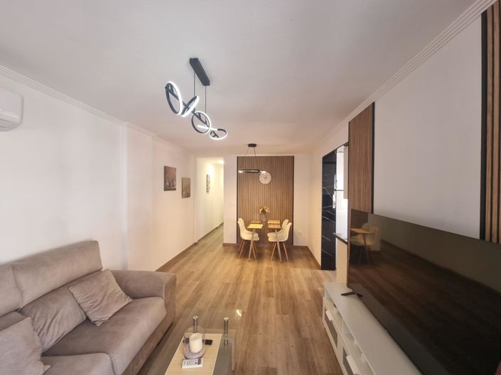 Image No.24-3 Bed Property for sale