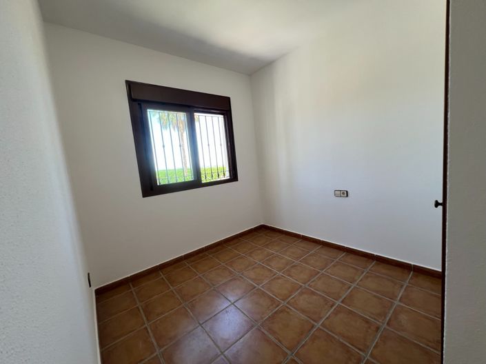 Image No.12-3 Bed Villa for sale