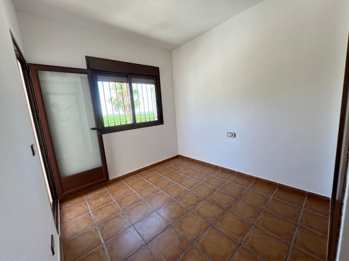 Image No.15-3 Bed Villa for sale